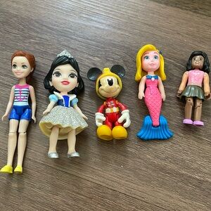 Disney Characters Mickey Mouse and His Friends